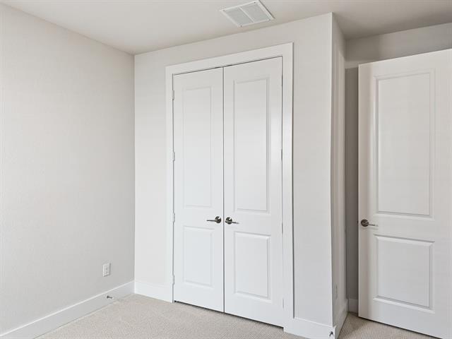 Building Photo - 2712 Andorra Rd