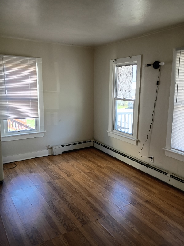 Building Photo - 28 Grant St