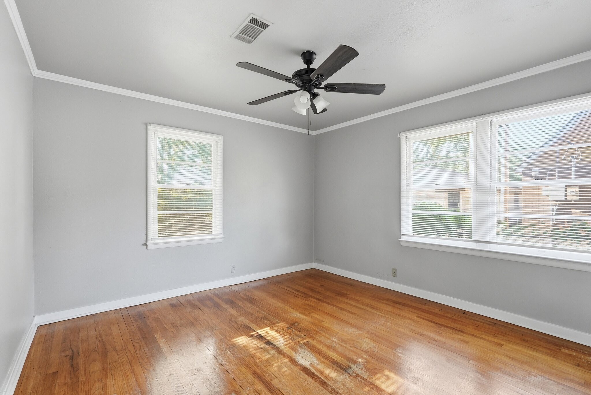 Building Photo - 3902 N Cypress St