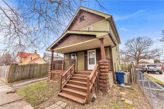 Building Photo - 3820 W 34th St