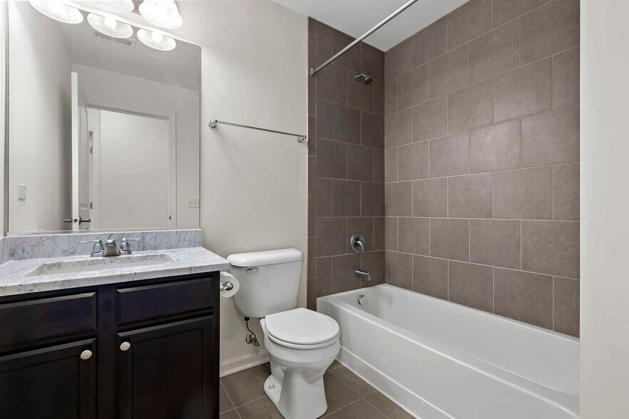 Building Photo - 1142 Windward Ln