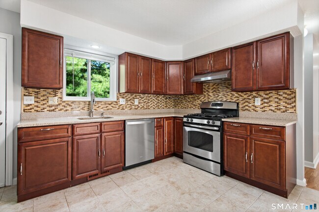 Building Photo - 124 Branca Ct