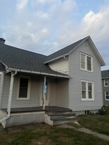 Building Photo - 1005 13th Ave