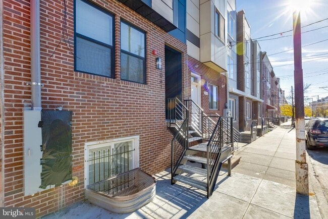 Building Photo - 2061 N 8th St