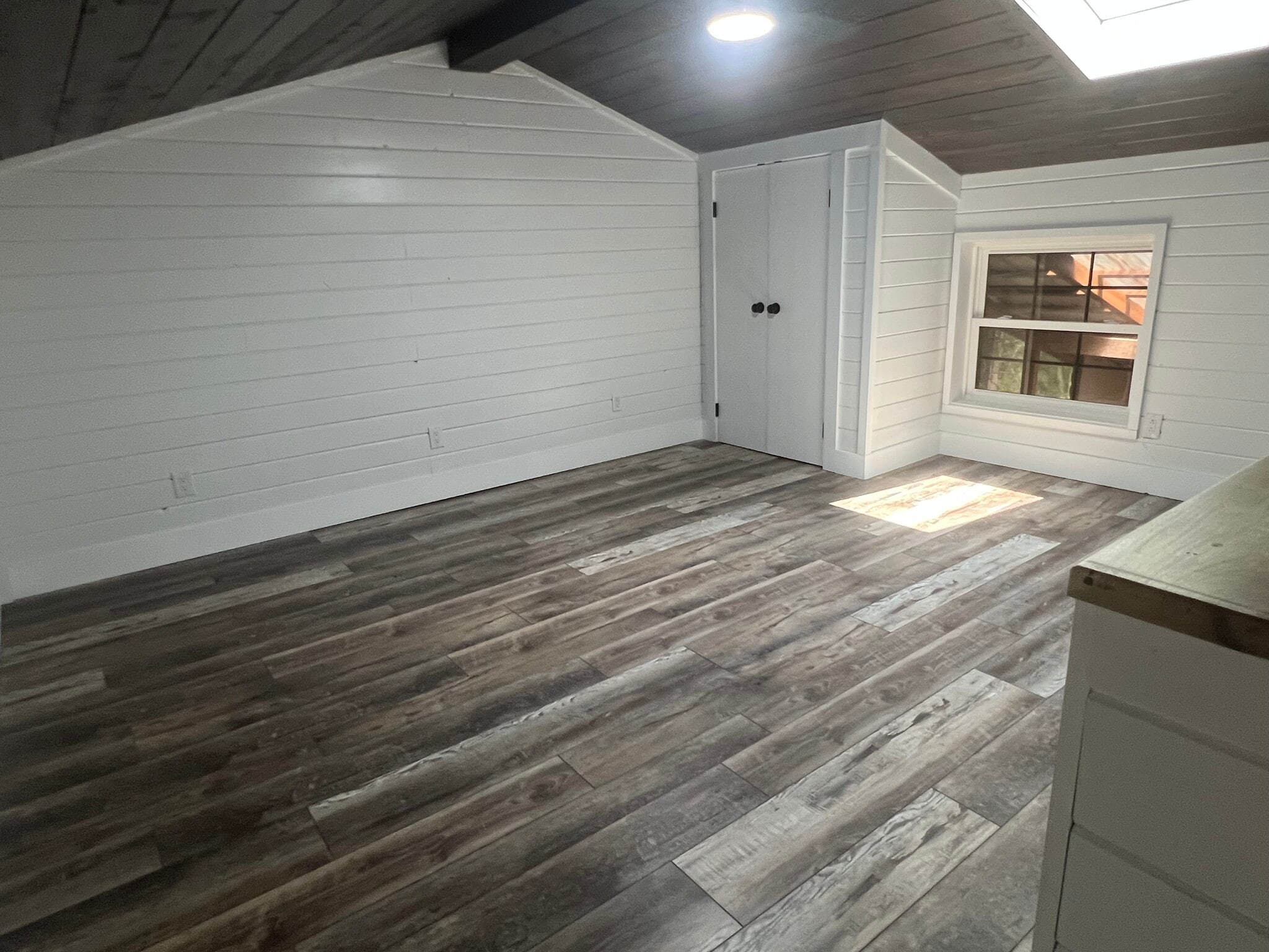 Upstairs Bedroom. - 155 White Creek Ct
