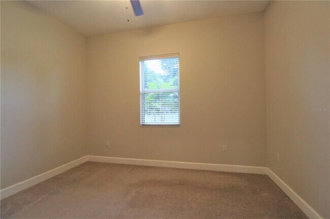 Building Photo - 2278 Tami Sola St