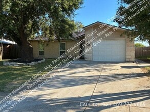 Building Photo - 802 Netherland Dr