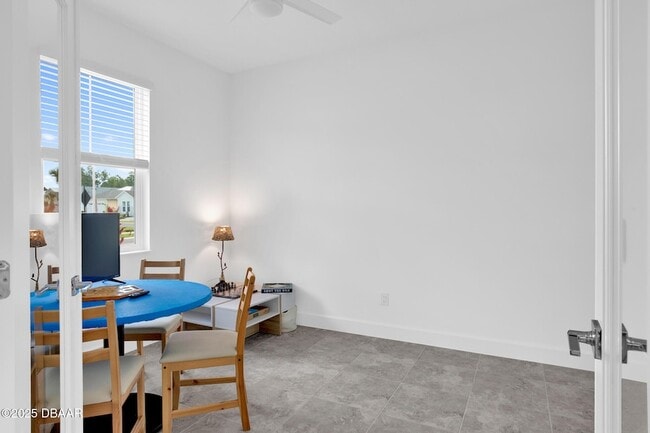 Building Photo - 913 Bama Breeze Dr