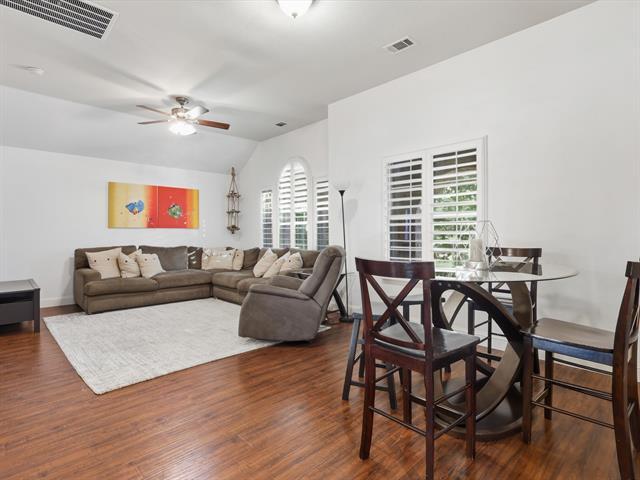 Building Photo - 11398 Plainview Dr