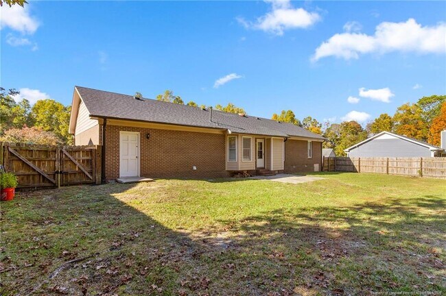 Building Photo - 2713 Leabrook Dr