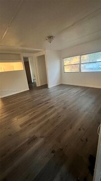 Building Photo - 10534 Marina Way