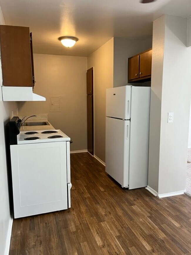 Building Photo - Charming 1 Bedroom/1 Bath near Downtown Ro...