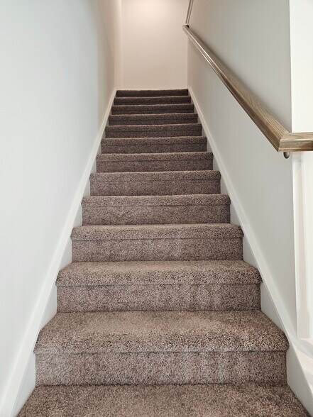 Building Photo - 3164 Lilac Grove Dr