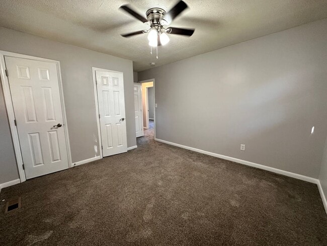 Building Photo - Exclusively Offered by Muse Realty Rentals, LLC