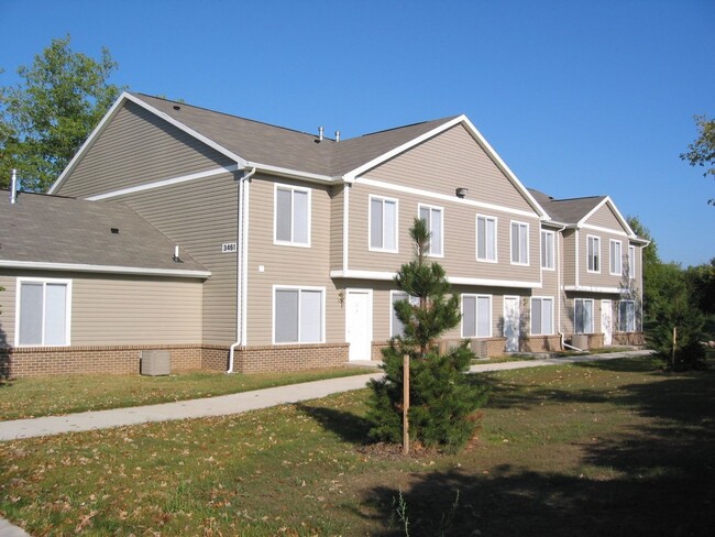 Interior Photo - Oakbrook Manor Apartments (Oakbrook Manor ...