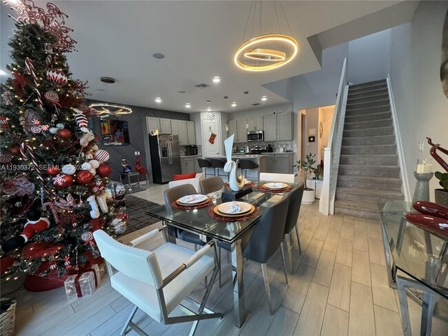 Building Photo - 4862 Navali Dr