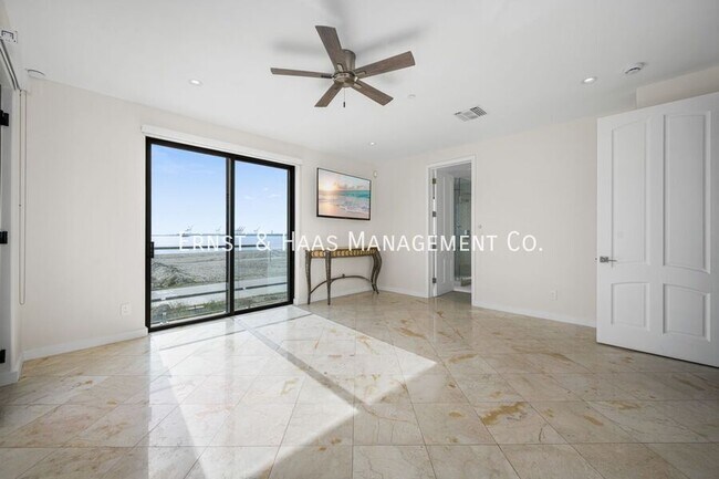 Building Photo - 1724 Bluff Pl