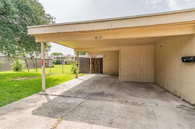 Building Photo - 1821 Ridgeview St