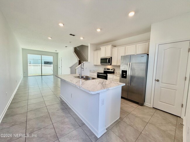 Building Photo - 4080 Oak Mill Rd