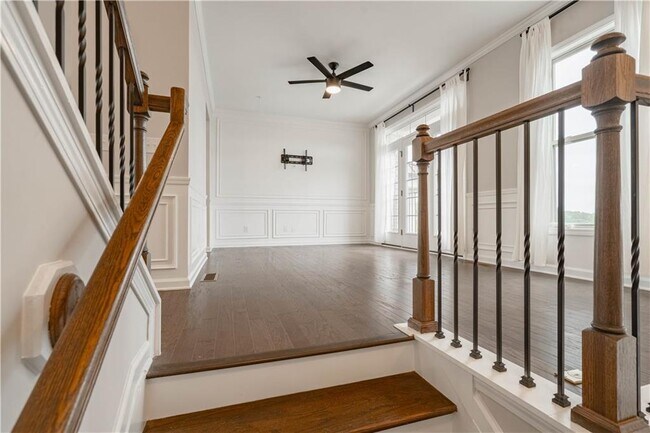 Building Photo - 416 Montclair Ct