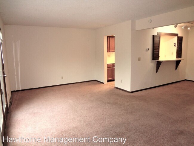 Building Photo - 3 br, 3.5 bath House - 409 Foxfire Drive