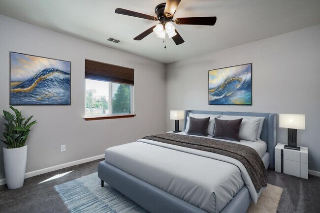 Building Photo - Perfect 6/3 Clovis Home for Large Family!