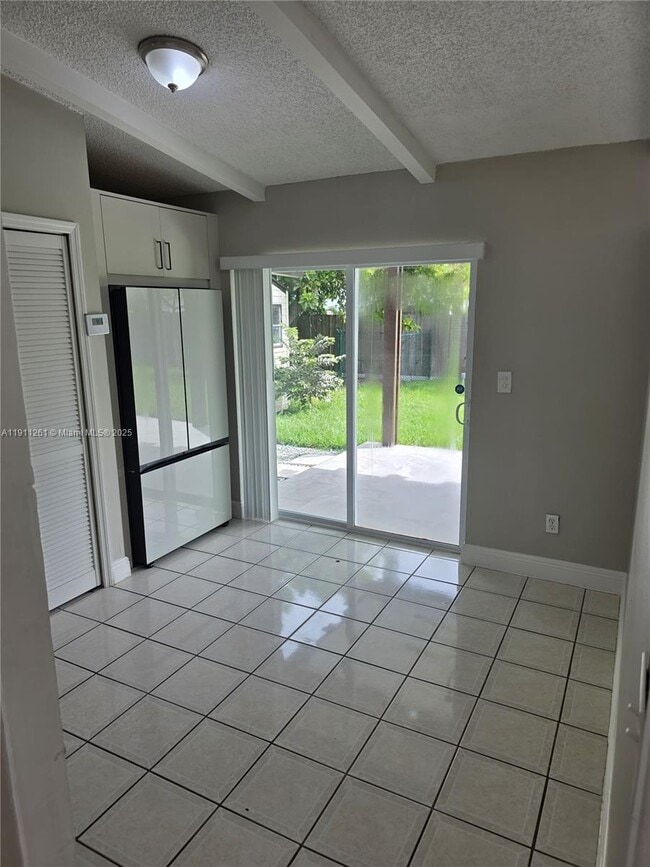 Building Photo - 16813 SW 107th Pl