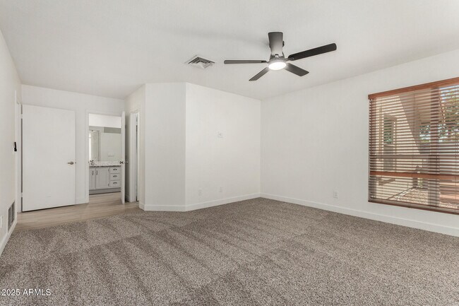 Building Photo - 7139 W McRae Way