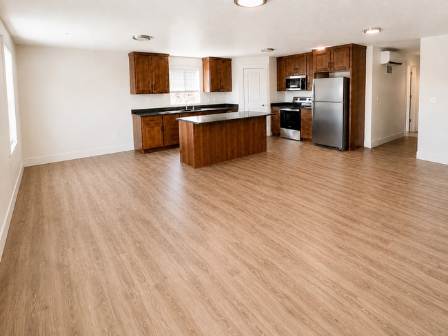 Building Photo - 1309 Fairground Dr