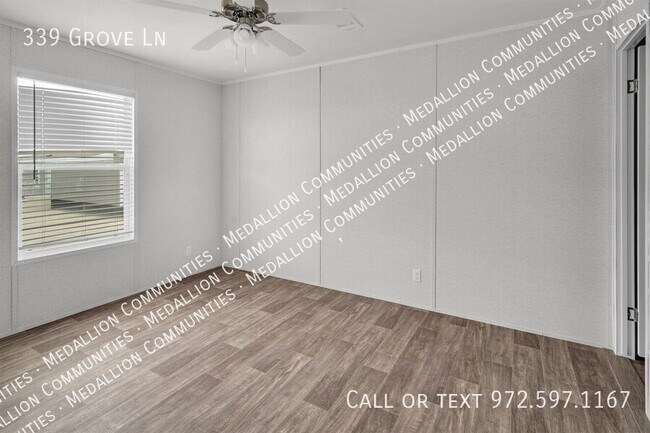 Building Photo - 339 Grove Ln