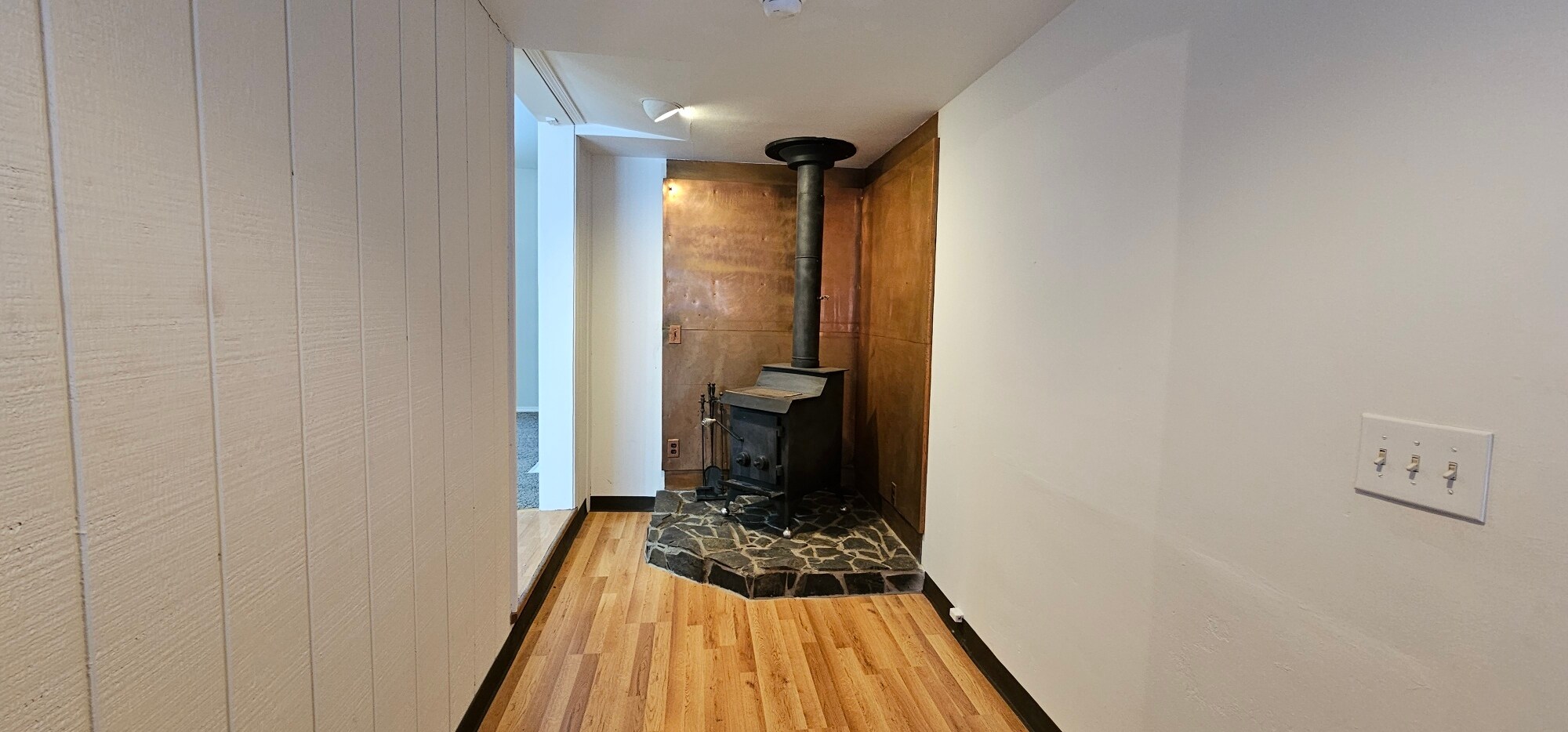 Building Photo - 1352 N Pioneer Peak Dr