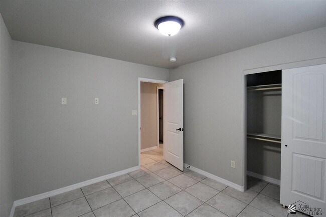 Building Photo - 11319 S Avenida Compadres