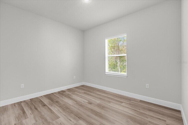 Building Photo - 13673 SW 43rd Cir