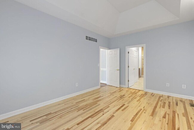 Building Photo - 1725 Gatehouse Ct