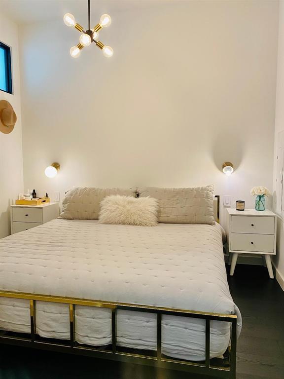 Building Photo - 800 Embassy Dr