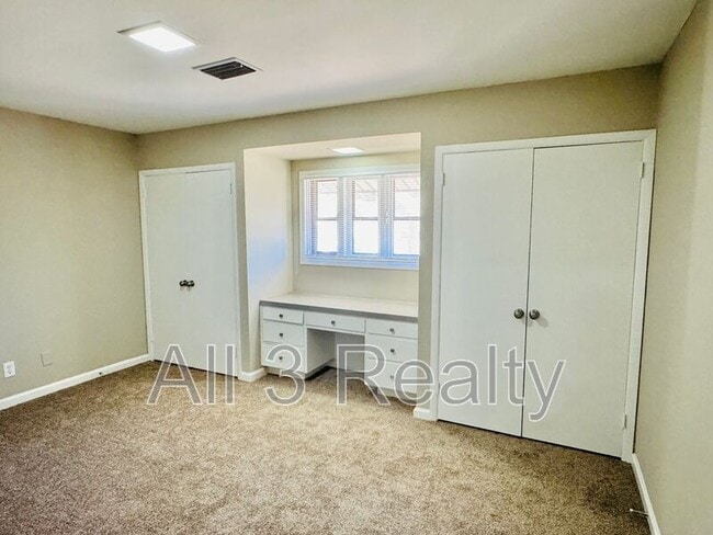 Building Photo - 3531 Edgefield Rd