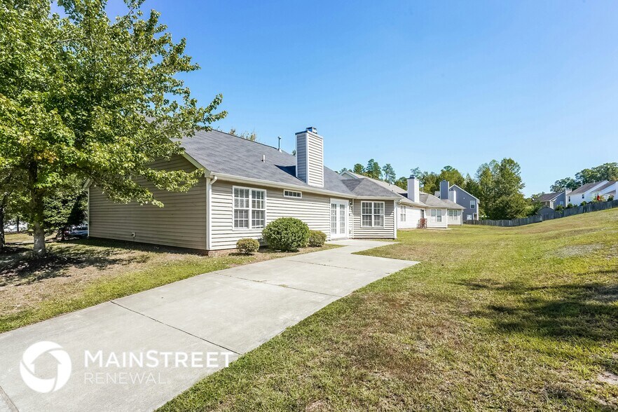 Building Photo - 2 Kilburn Ln