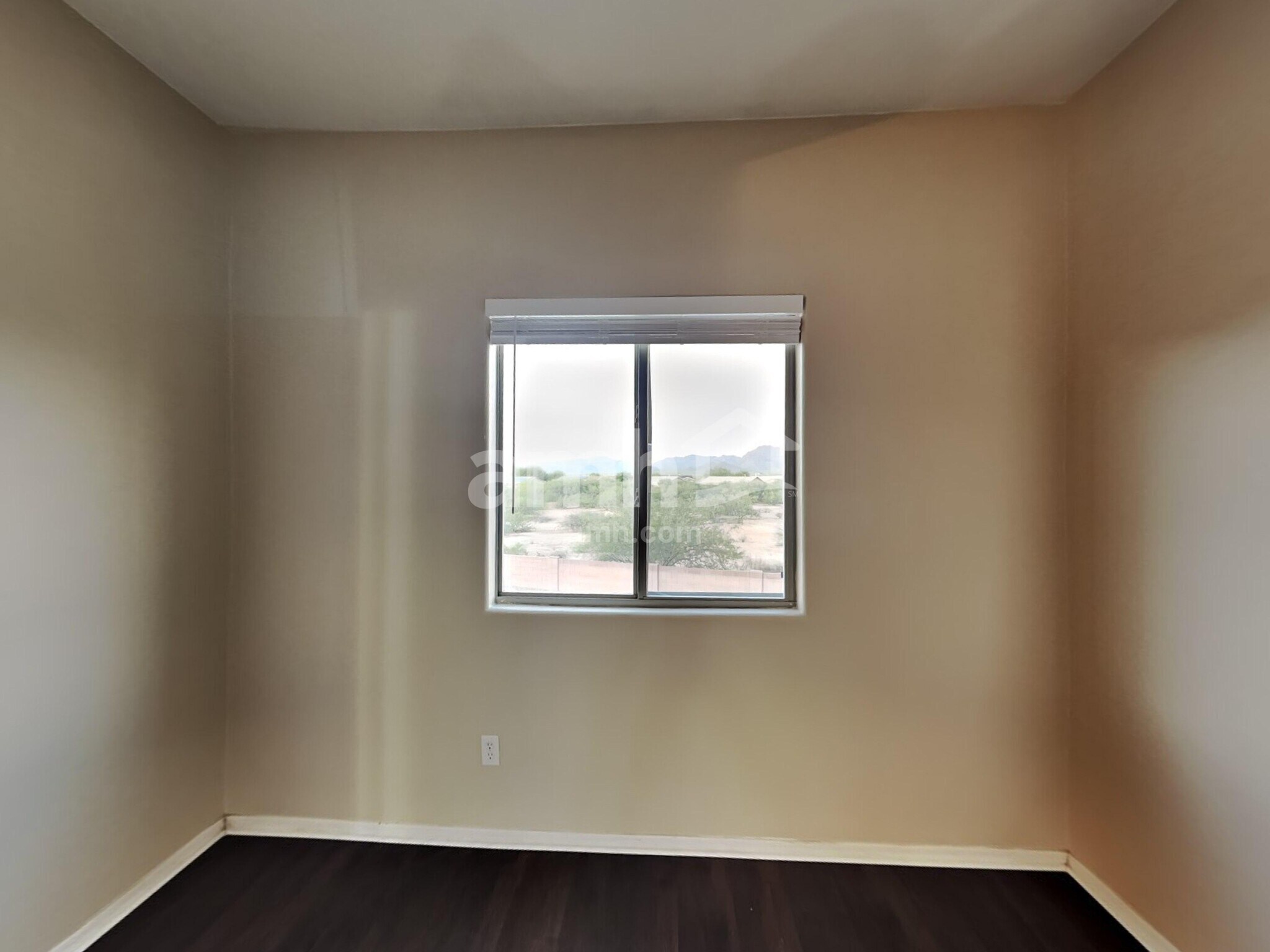 Building Photo - 7592 W Ranchers Dr