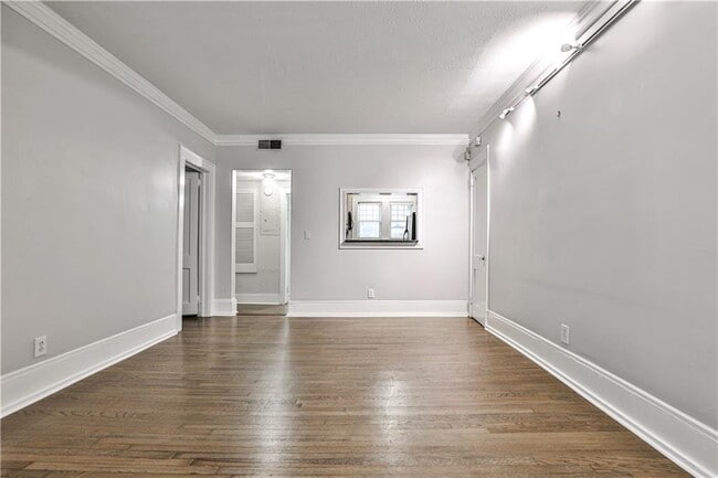 Building Photo - 864 Charles Allen Dr NE