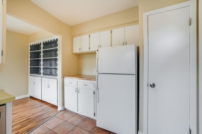 Building Photo - Beautiful 2 Bed, 1 Bath Rental Home in North Portland!