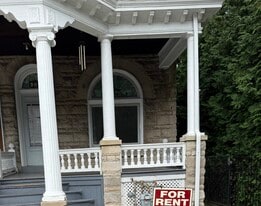 Building Photo - 909 N 5th St