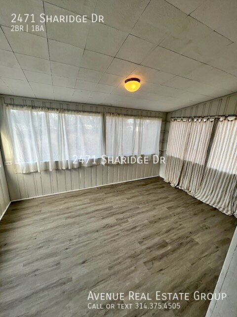Building Photo - 2471 Sharidge Dr