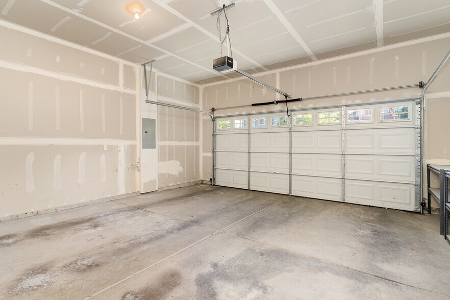 Building Photo - 20203 124th Ave NE