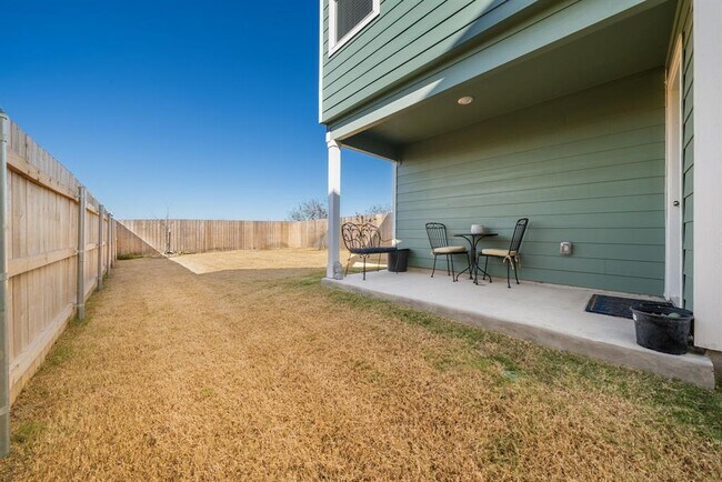 Building Photo - 7204 Sparkling Light Dr