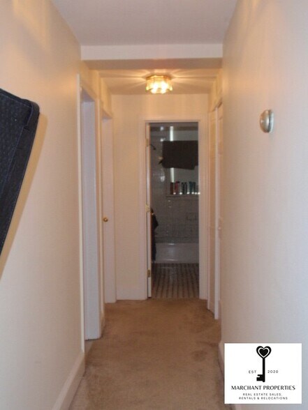 Building Photo - 20 John St