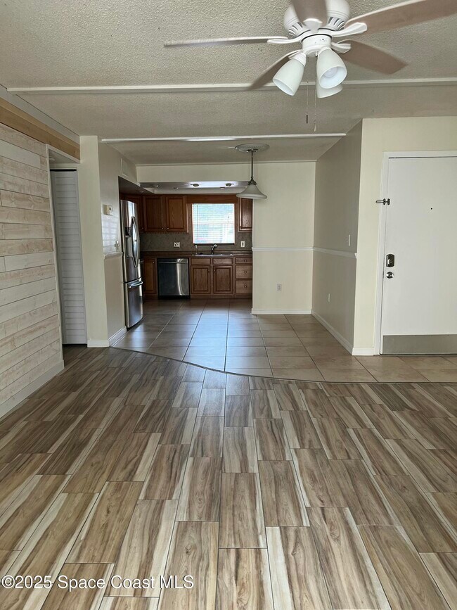 Building Photo - 3135 Shady Dell Ln