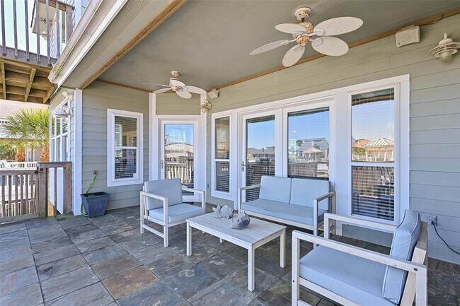 Building Photo - 3912 Bridge Harbor Dr