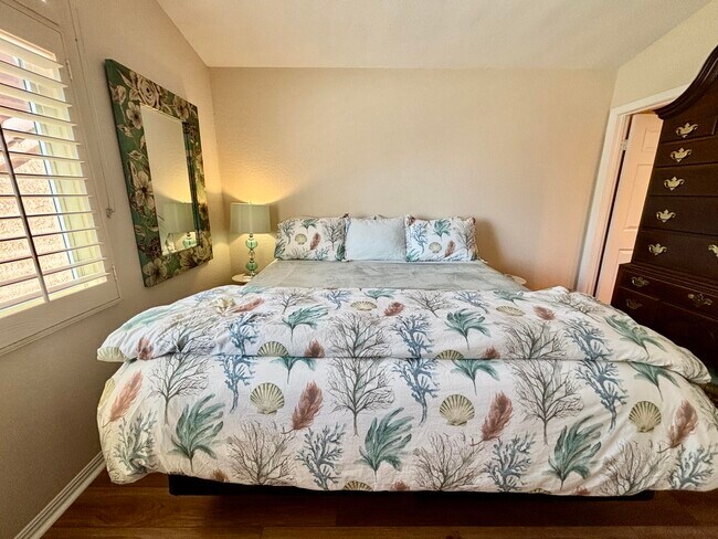 Building Photo - 76923 Turendot St