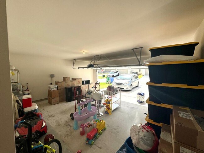 Building Photo - 330 Delaware Mountains Ter