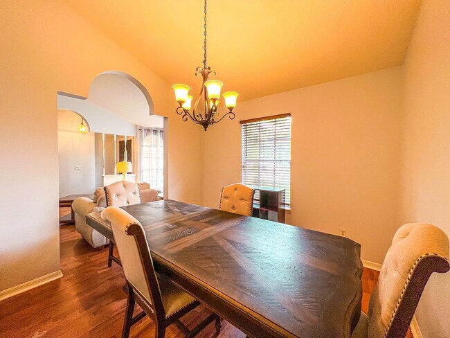 Building Photo - For Rent | Hidden Glen Community | 4 Bed, ...